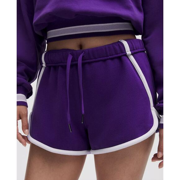Lululemon MR Oversized Shorts 3 Inch Inseam with Trim BNWT - Picture 1 of 4